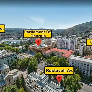 Center 2bdr Near Rustaveli Av. , Тбилиси Грузия